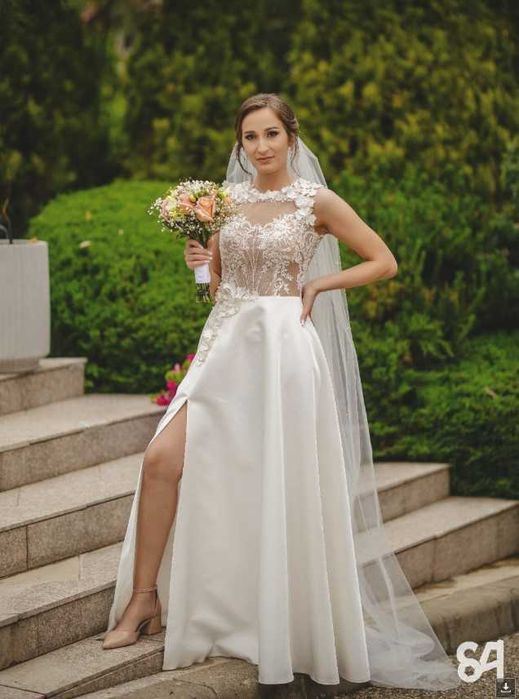 Vand rochie mireasa