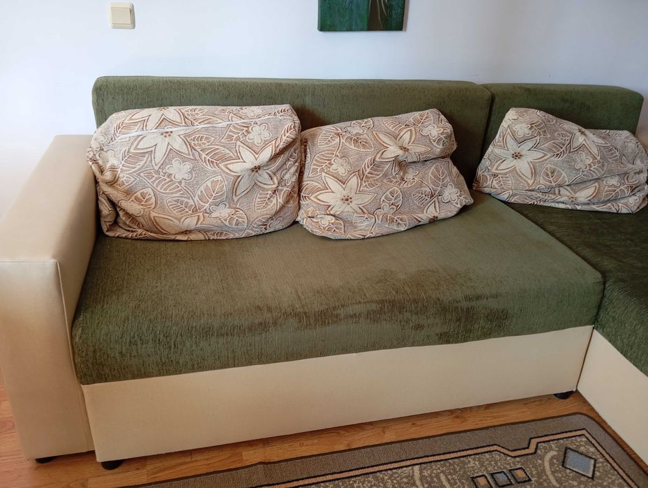 Продавам употребяван диван, Бургас
