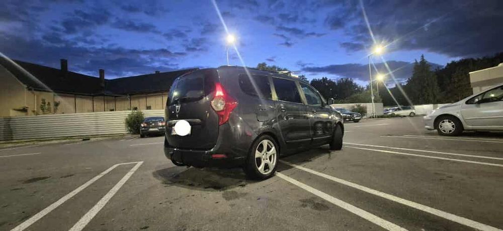 Dacia Lodgy 2013
