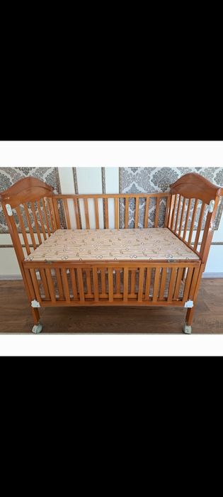 Манеж с люлькой.