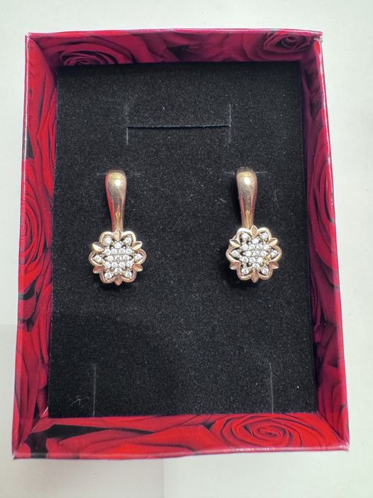 Продам золотые серьги 585 проба