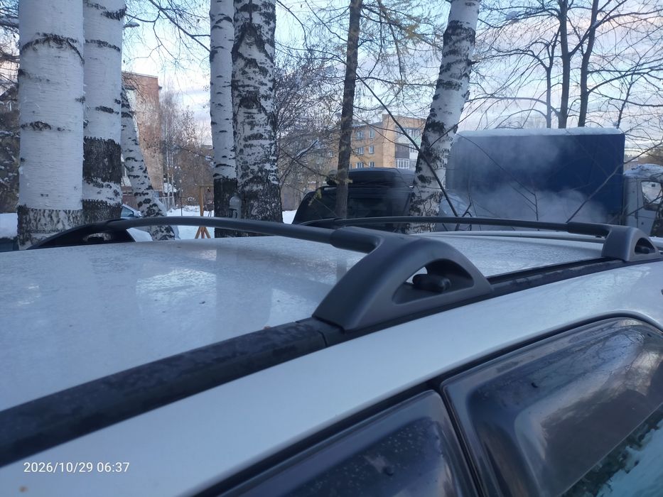 Продам родные поперечины на lexus rx300, harrier первого поколения