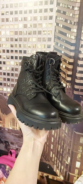 Детские  ботинки