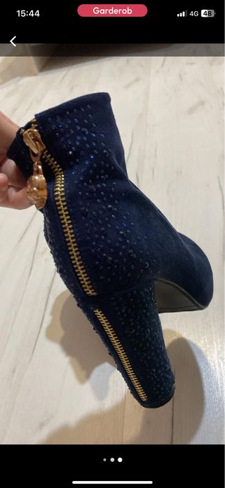 Полусапожки 3000 тг