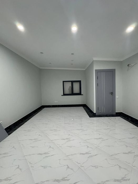 Учтепинский район. Хондамир.Школа Ором Сдаётся офис 20м2.200 у.е