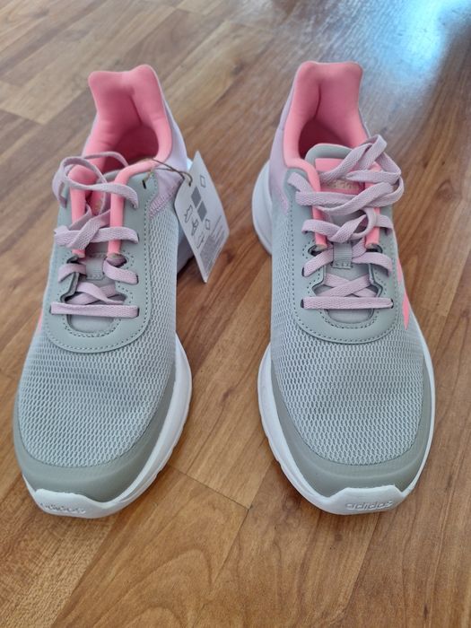 Нови Дамски Adidas