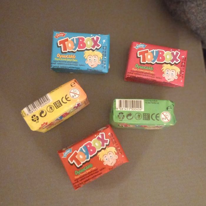 Дъвки с изненада