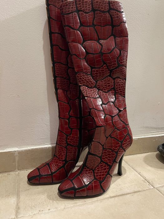 Подарявам дамски обувки