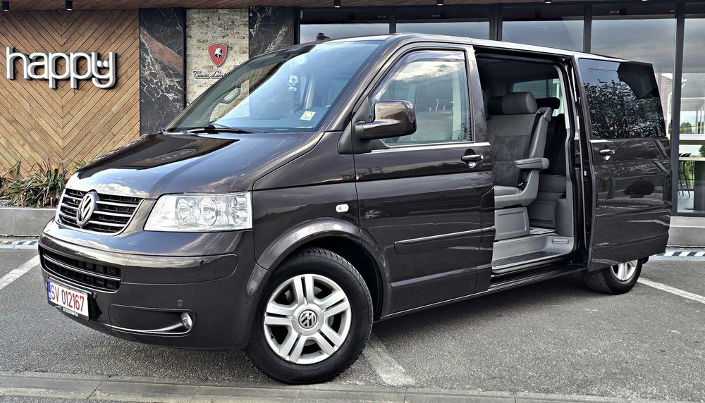 VOLKSWAGEN Multivan