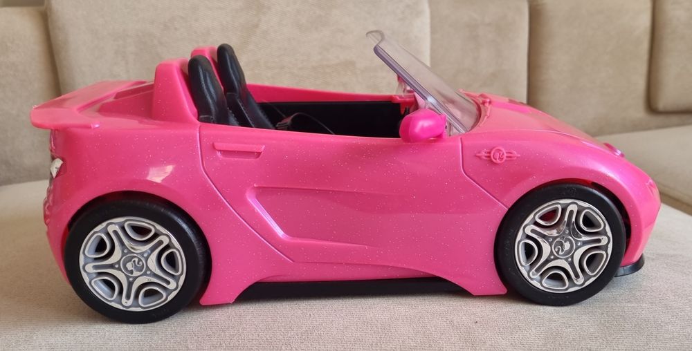 Барби кола и играчки от Леденото кралство 2 - гущерчето Саманта и Конч