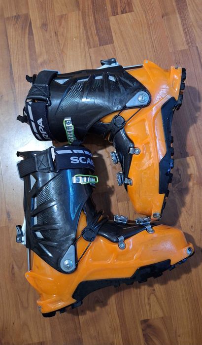 Clapari schi de tura - Scarpa Maestrale 28.5 mondo
