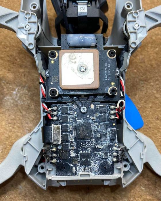 Ремонт на дронове