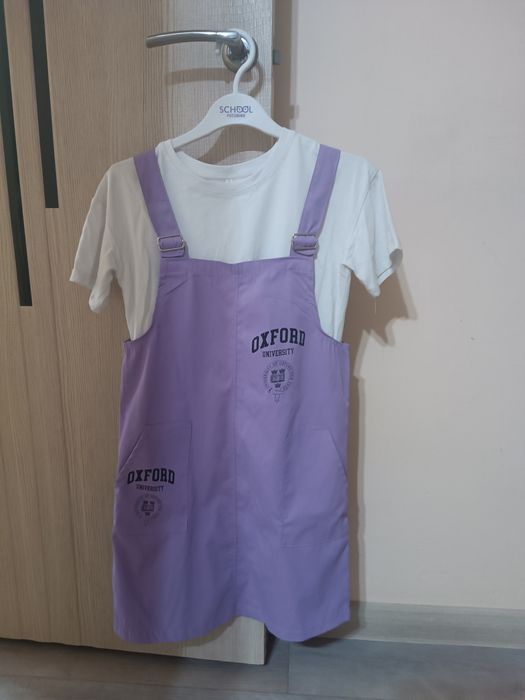 Продам нарядное платье для девочки