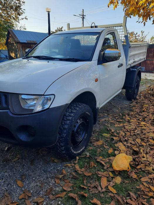 Mitsubishi  l200 2007