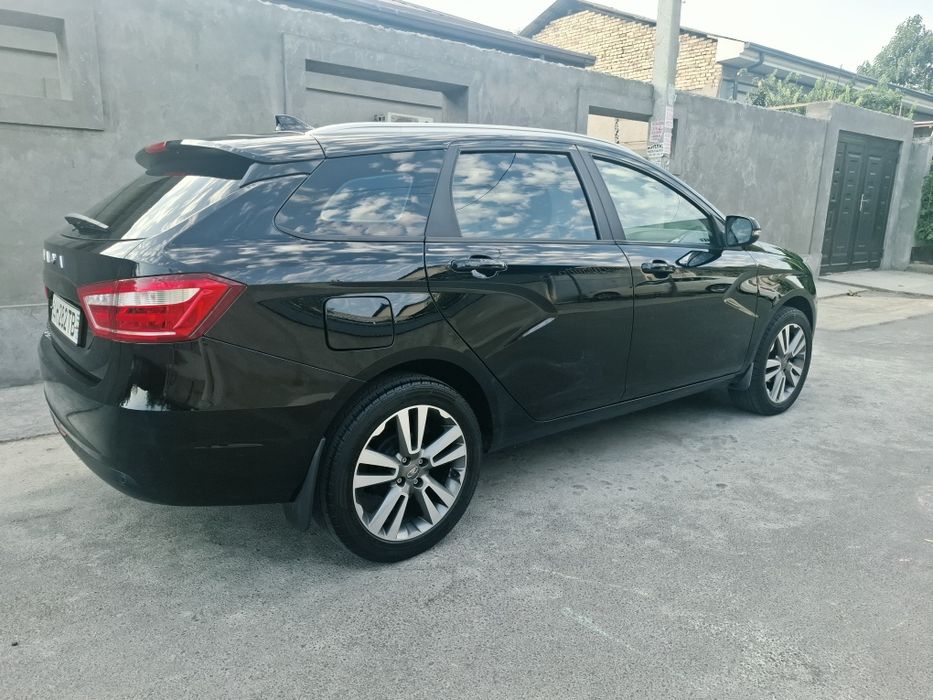 Lada Vesta SW 2021
