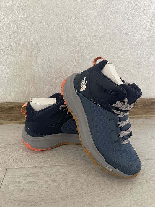 Обувки The  North face