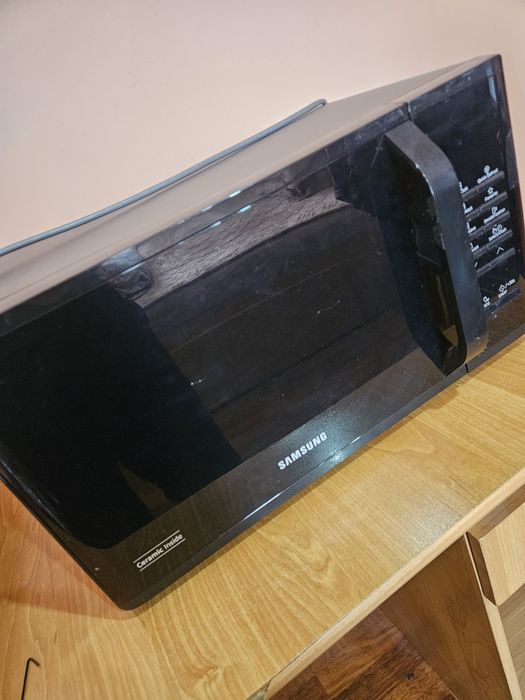 Cuptor cu microunde Samsung