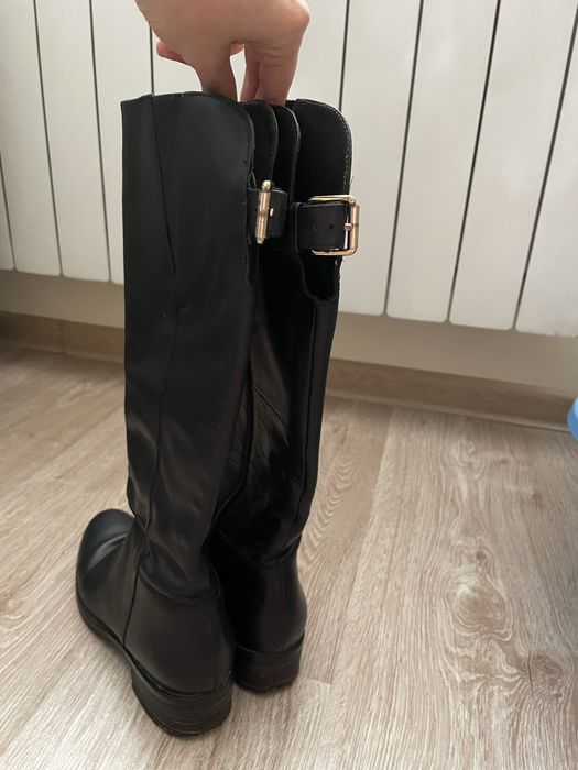 Дамски кожени ботуши