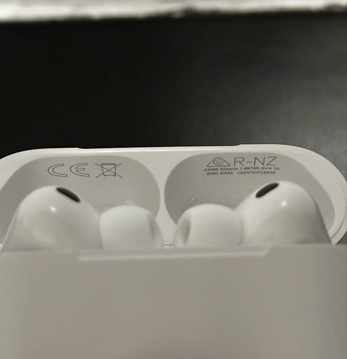 Чисто нови неотворени AirPods Pro 3