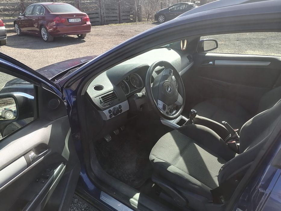 Vând Opel  Astra h