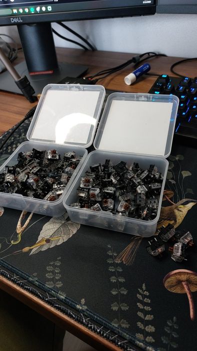 Механични суитчове за клавиатура Kailh Brown Tactile 110 броя