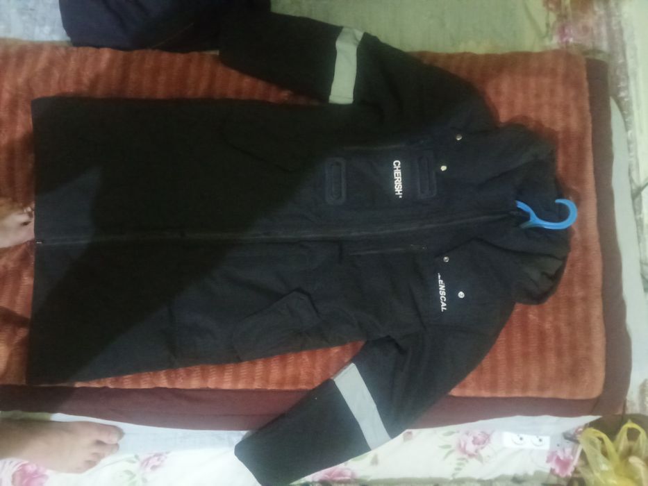 Qishki kurtka yangi sifatli issiq