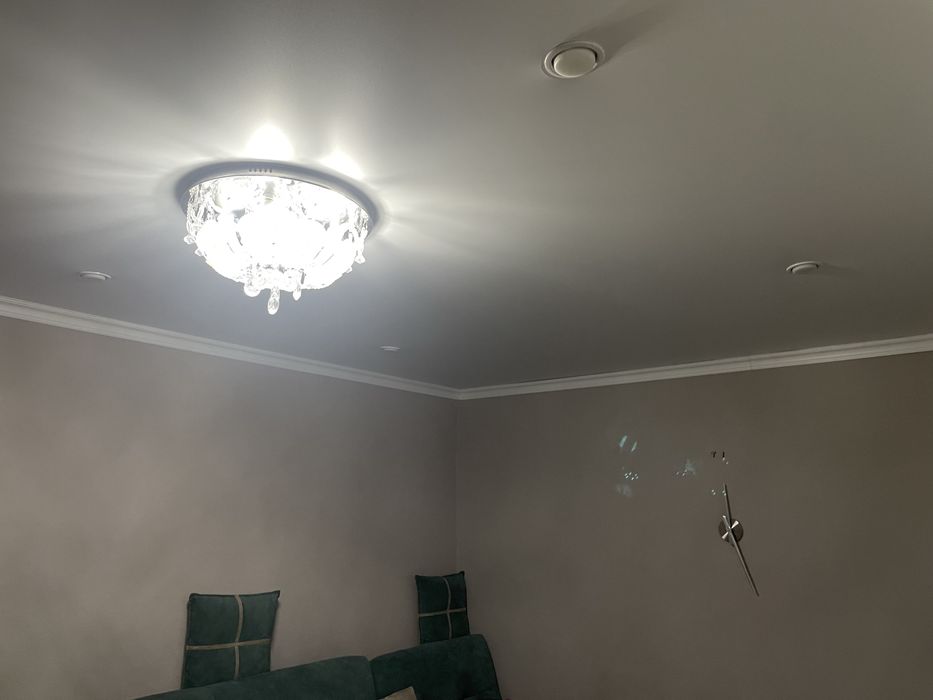 Продам 2-х этажный дом