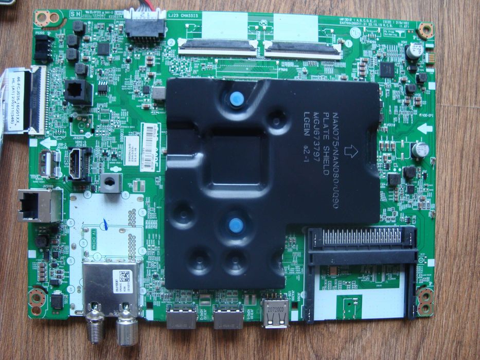 placa baza- eax 70042603 (1.2);  LG43UR 73003LA