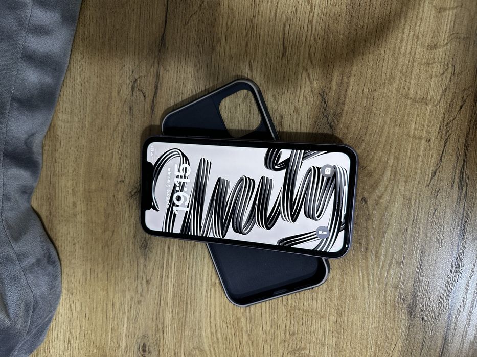 Продам свой iohone 11 64 gb