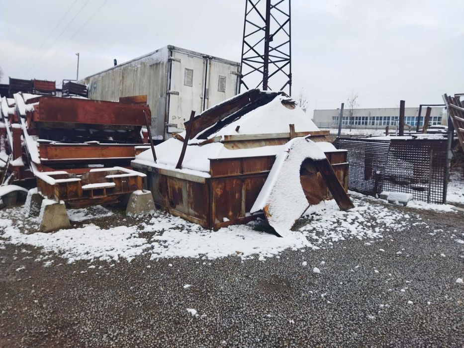 Приемен бункер за насипни материали