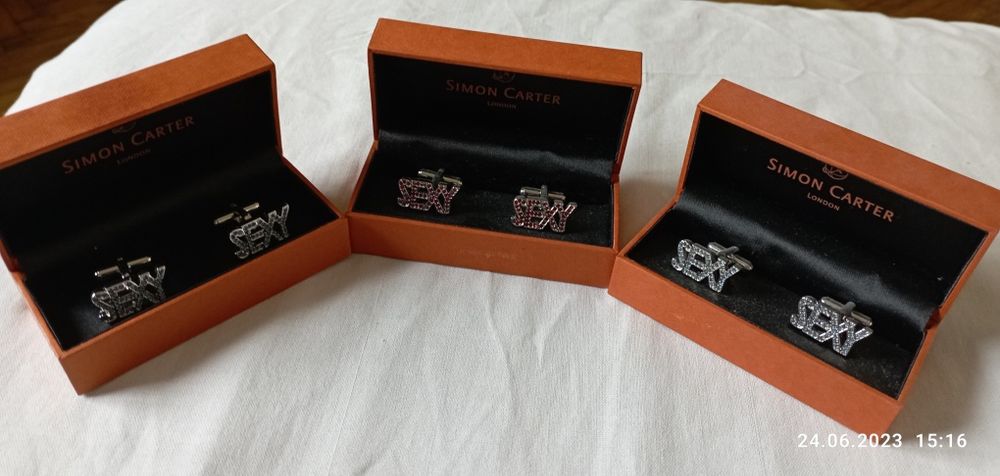 Butoni  de cămașă( 20 lei perechea)