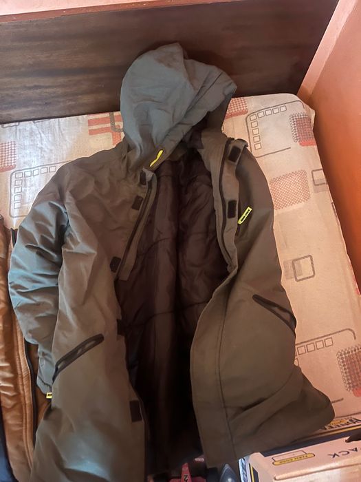 Три зимни якета деца