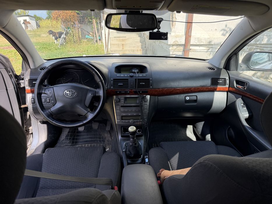 Vand Toyota Avensin 2.2 Disel