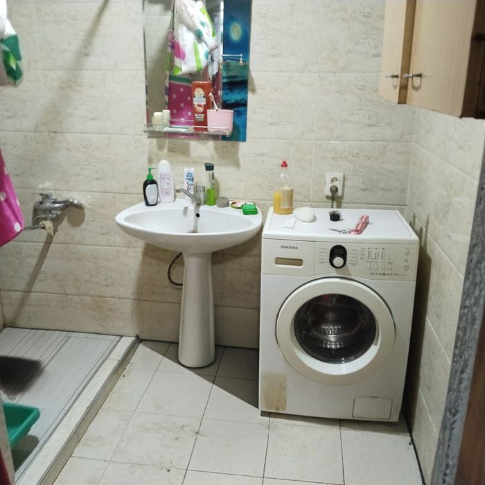 Продаётся дом в Яшнообадском р-не  Ташкента.