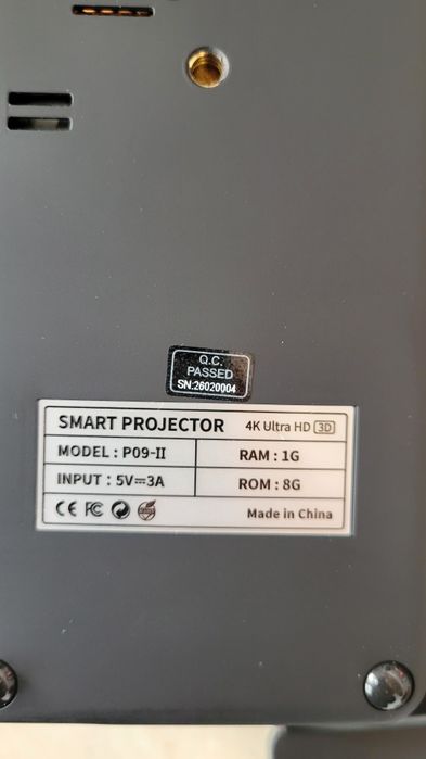 Mini Smart Projector 4K ultra HD(3d) DLP