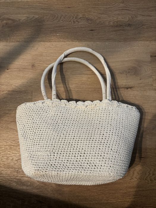 Дамска плетена бяла чанта