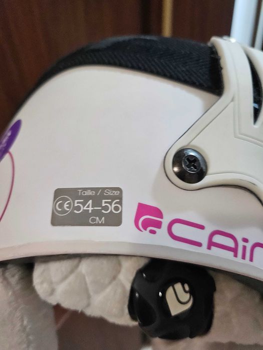 Дамска каска и очила да дки