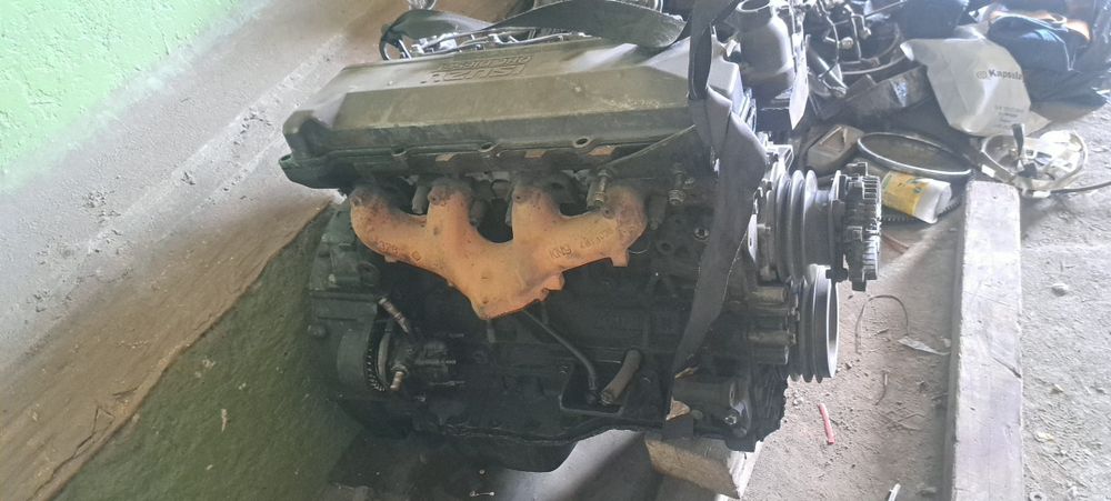 Продам двигатель 4HF1