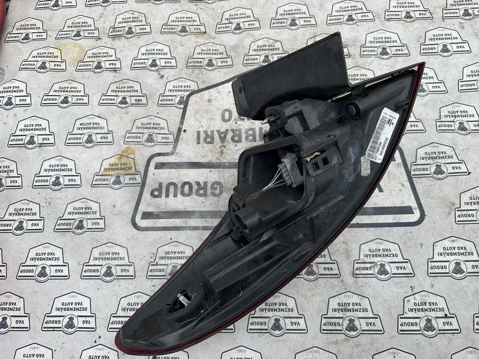 Stop pe aripa stanga dreapta Cod: 265500010R  265500010R Renault Megane 3 [2008 - 2016]