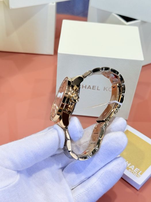 Дамски часовник Michael Kors MK6095 GOLD