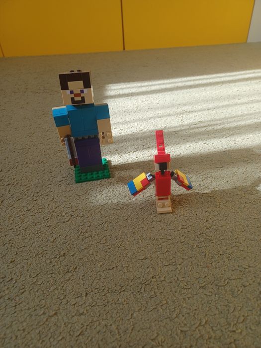 Lego minecraft- Steave și papagalul lui