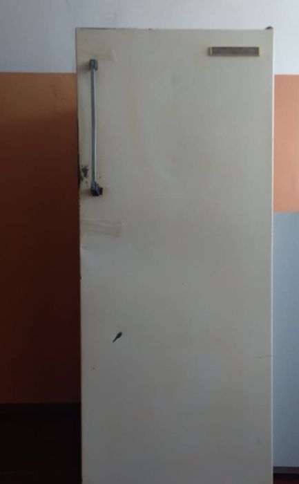 Холодильник рабочий срочно