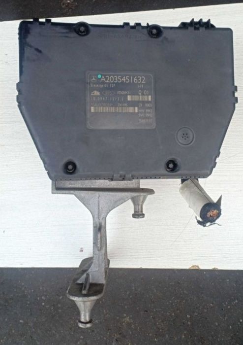 Продам блок ABS мерседес W203