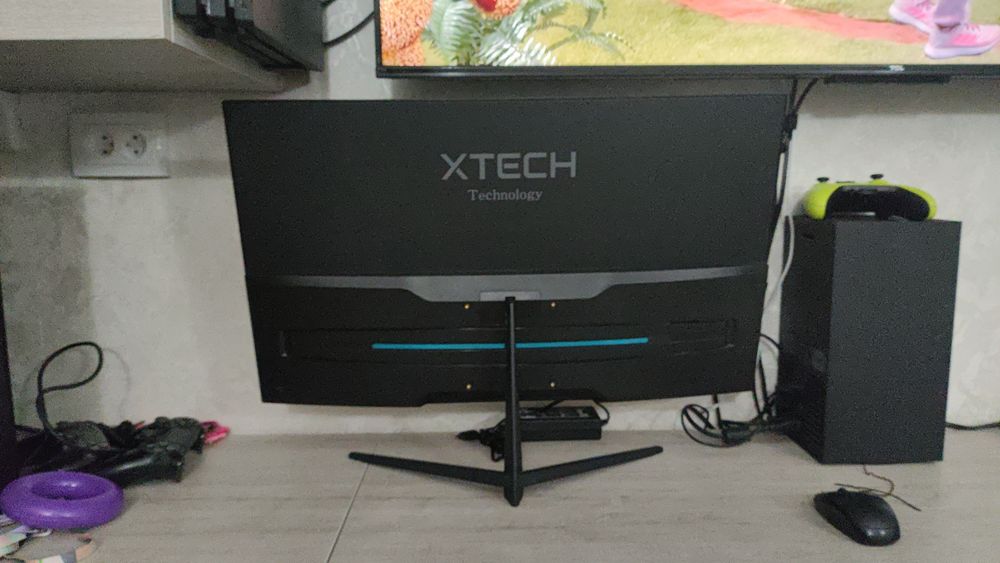 Монитор 27" разрешение 2k