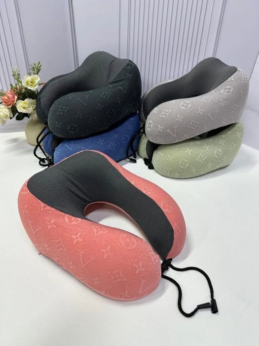 Автоподушки в цветах