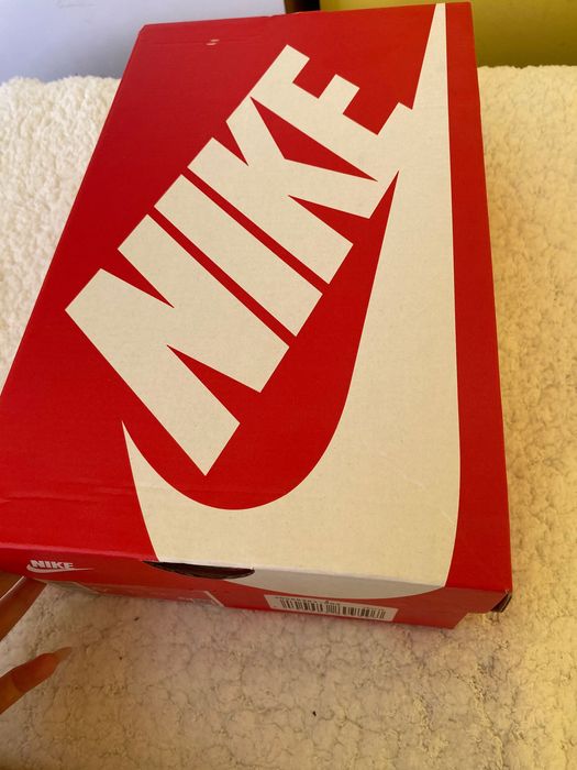 Nike air max furyosa 36 отговарят на 22см