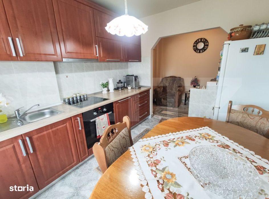 Apartament cu 2 camere decomandate, 52 mp, AC, boxa, renovat, zona Mic