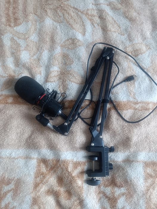 Продам микрофон игровой для пк