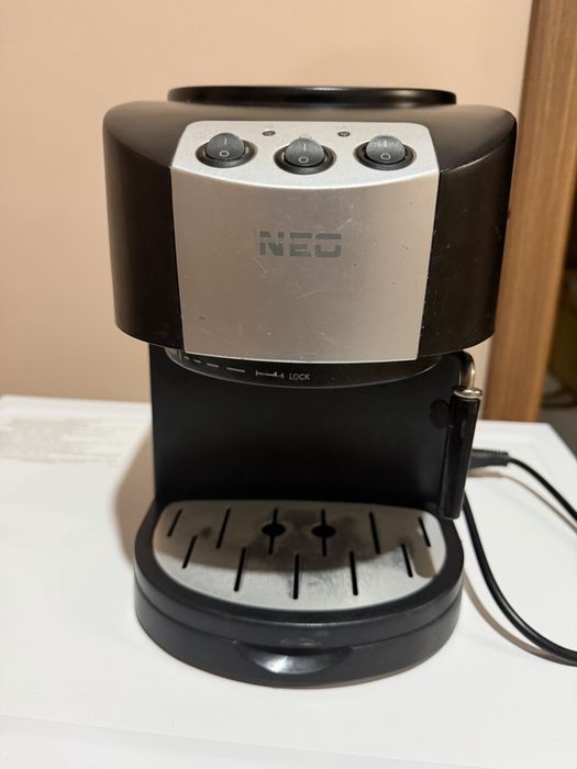 Кафемашина с ръкохватка  NEO