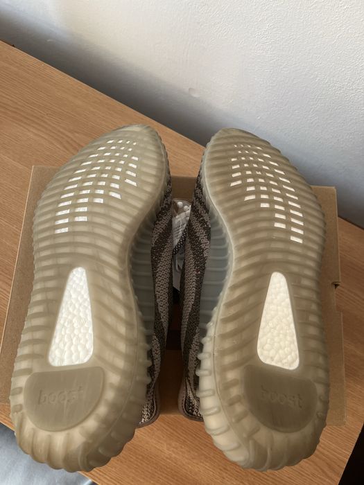 Yeezy 350 v2 Beluga orange